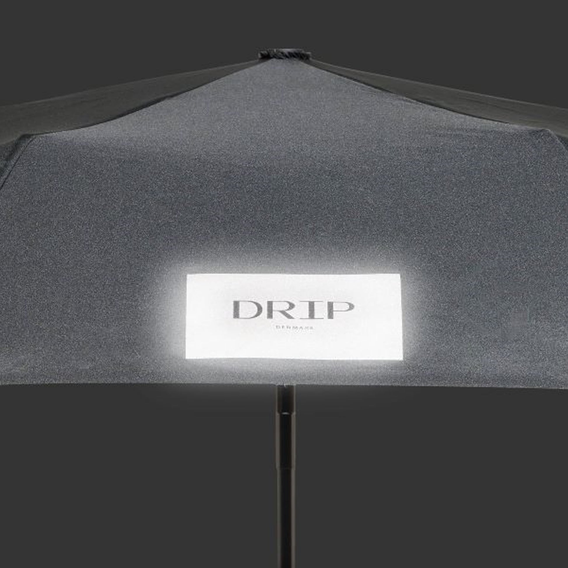 Sort paraply fra DRIP Denmark